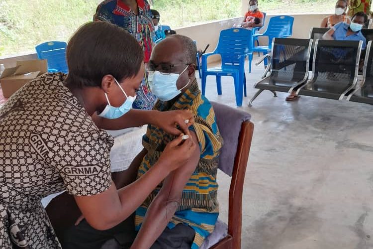 DCE Of South Dayi District Takes First COVID-19 Jab.